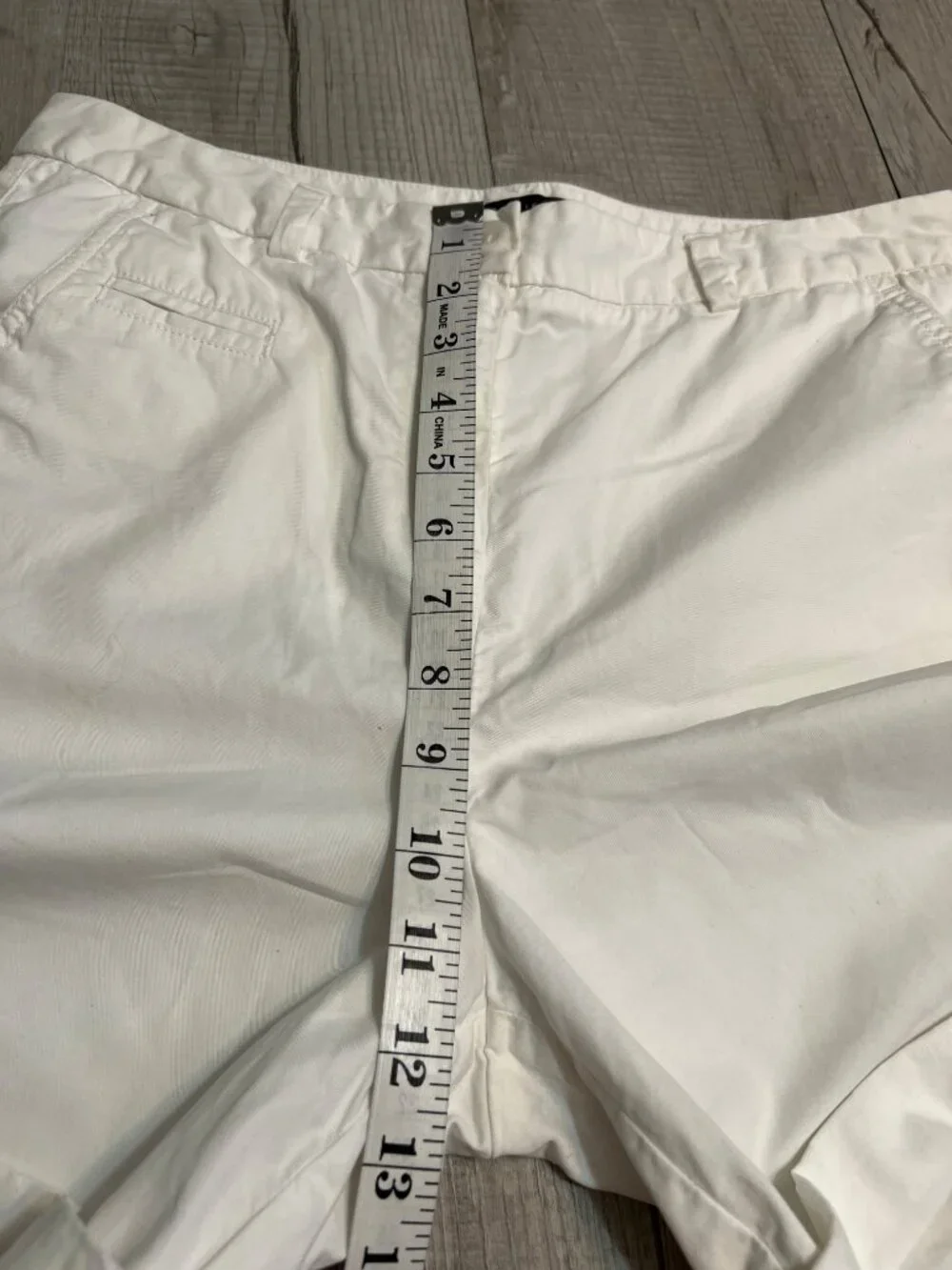 M&S Collection White Chino Shorts Size US 6 Cuffed Cotton Minimalist Preppy 29